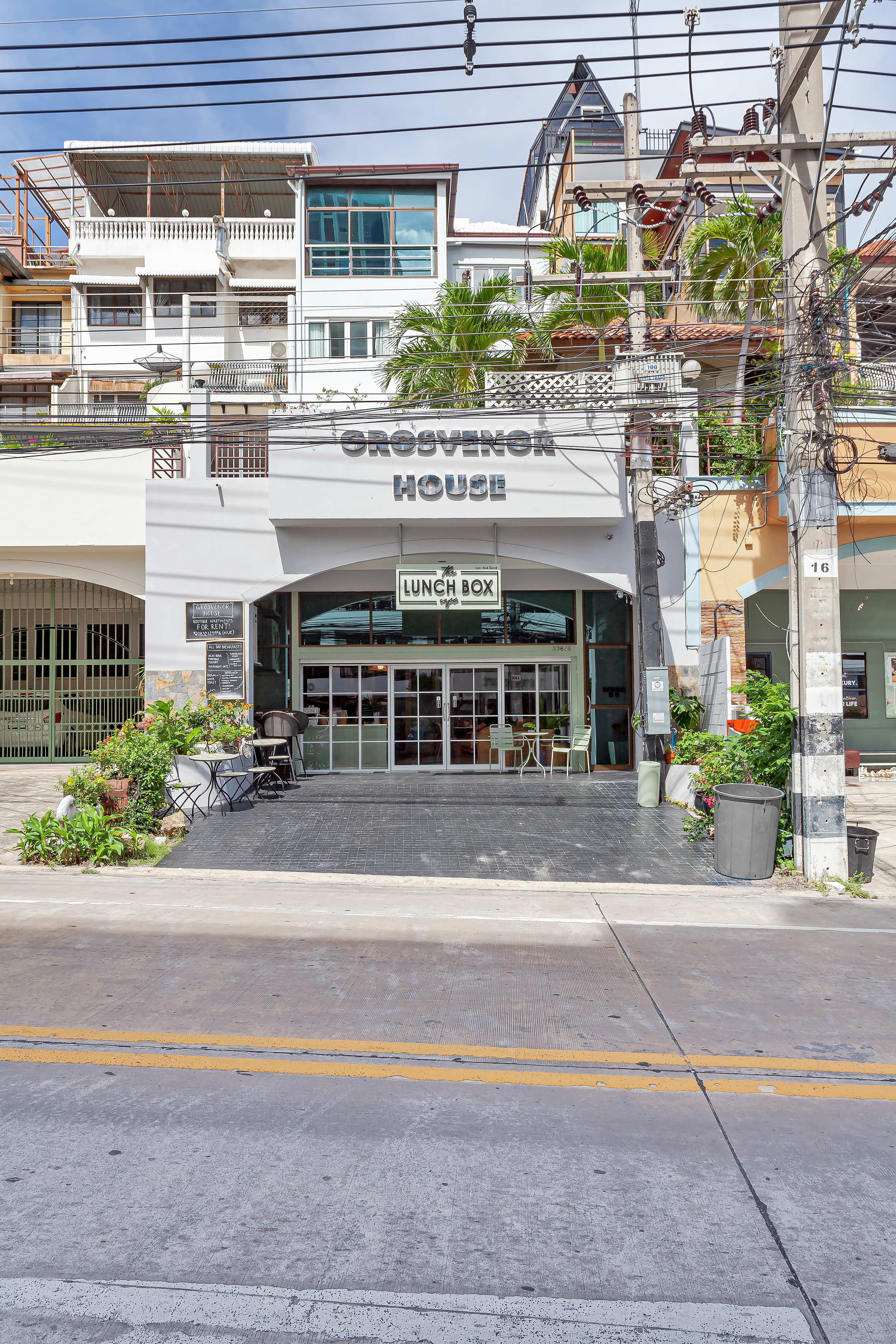 Grosvenor House Pattaya - Serviced Apartments on Pratumnak Hill