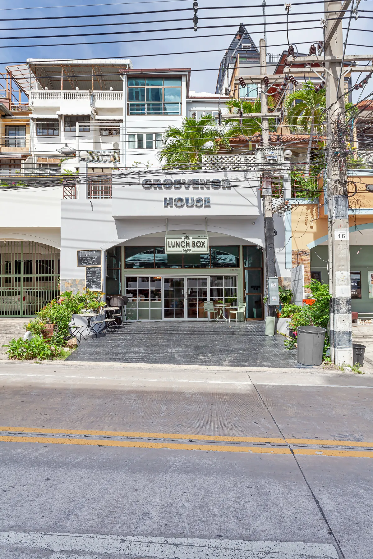 Grosvenor House Pattaya - Serviced Apartments on Pratumnak Hill