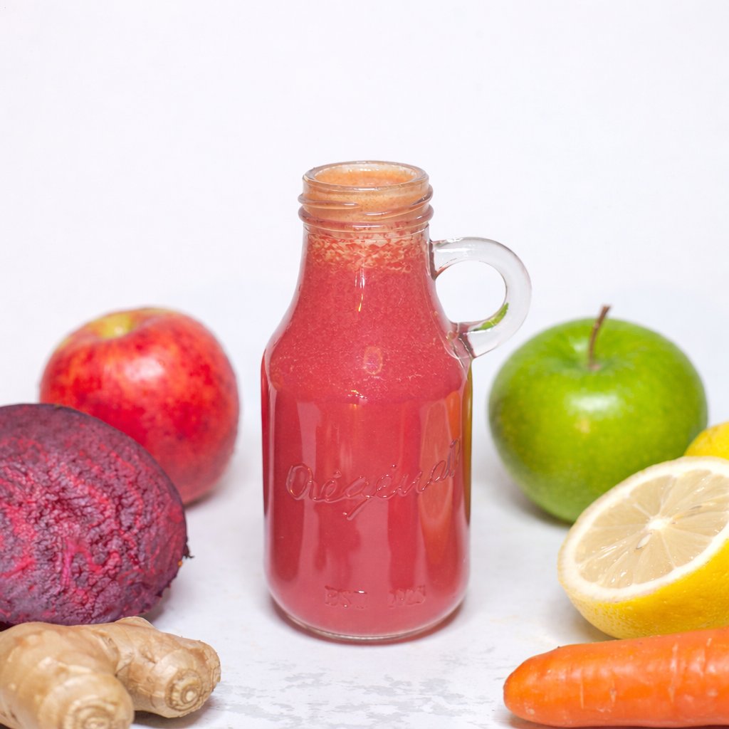 Cold-pressed beet detox juice